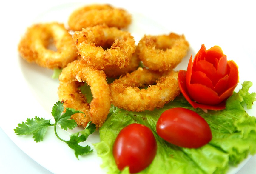 Cách làm chả mực chiên thơm ngon 1 muc chien