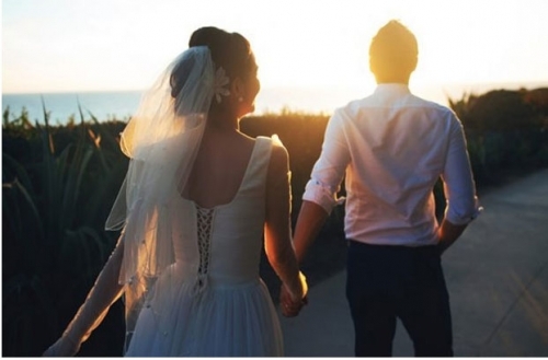 photo-0-1499752945589-1 Người phụ nữ sau khi bước ra khỏi nhà đẻ thì hạnh phúc hay không quyết định phần nhiều bởi người chồng. (Ảnh minh họa)