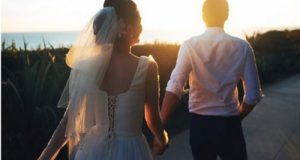 Người phụ nữ sau khi bước ra khỏi nhà đẻ thì hạnh phúc hay không quyết định phần nhiều bởi người chồng. (Ảnh minh họa)