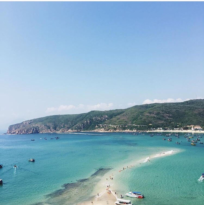 Những con đường giữa biển đẹp mê hồn ở Việt Nam mà bạn chưa biết tới - Ảnh 16. Những con đường giữa biển đẹp mê hồn ở Việt Nam mà bạn chưa biết tới - Ảnh 16.