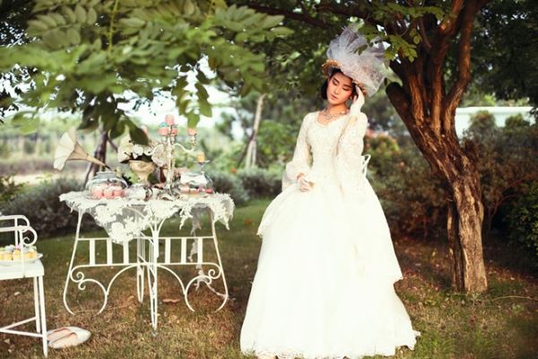 vay-cuoi-ren9 váy cưới ren gợi cảm 1