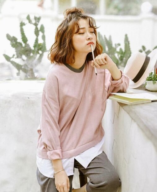 Kiểu tóc ngang vai xoăn kết hợp uốn cụp 3