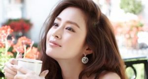 4 phẩm hạnh của người phụ nữ có khí chất cao quý 1 Pham hanh cua nguoi phu nu cao quy va tao nha